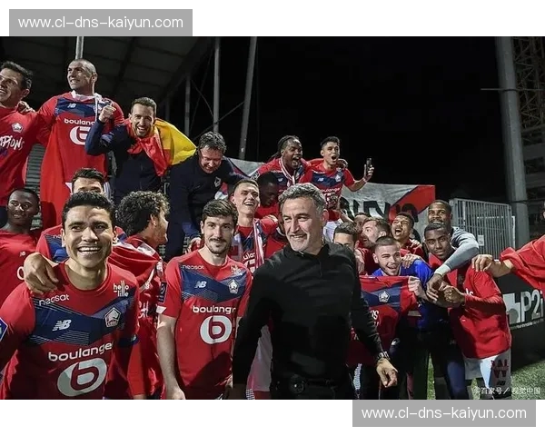 德比之魂,燃情伊蒂哈德:曼城vs曼联首发前瞻,巅峰对决一触即发! 德比之魂,燃情伊蒂哈德:曼城vs曼联首发前瞻,巅峰对决一触即发!